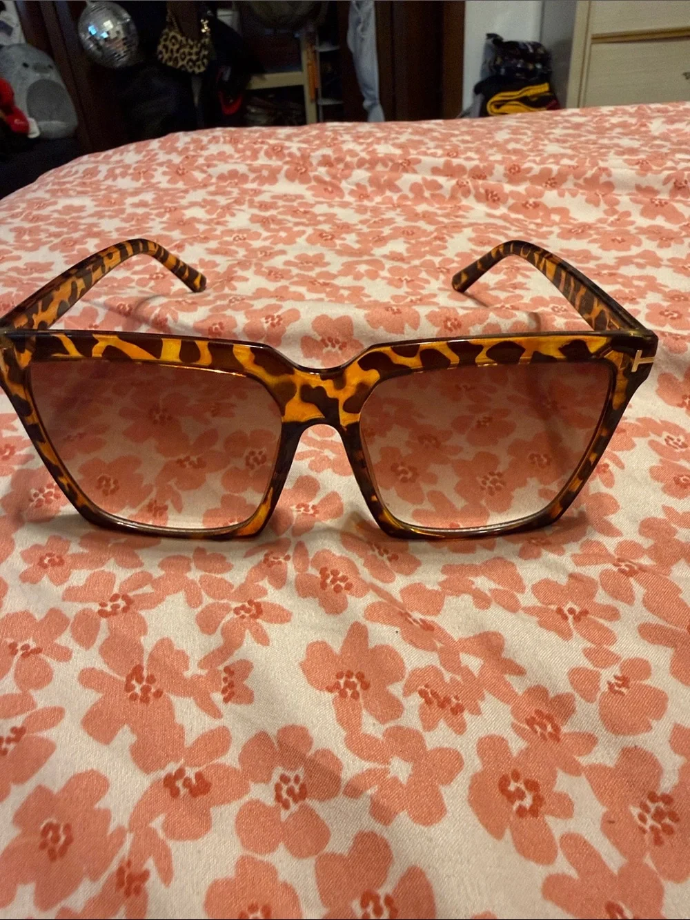 Tortoiseshell Square Frame Sunglasses - Brown Lenses